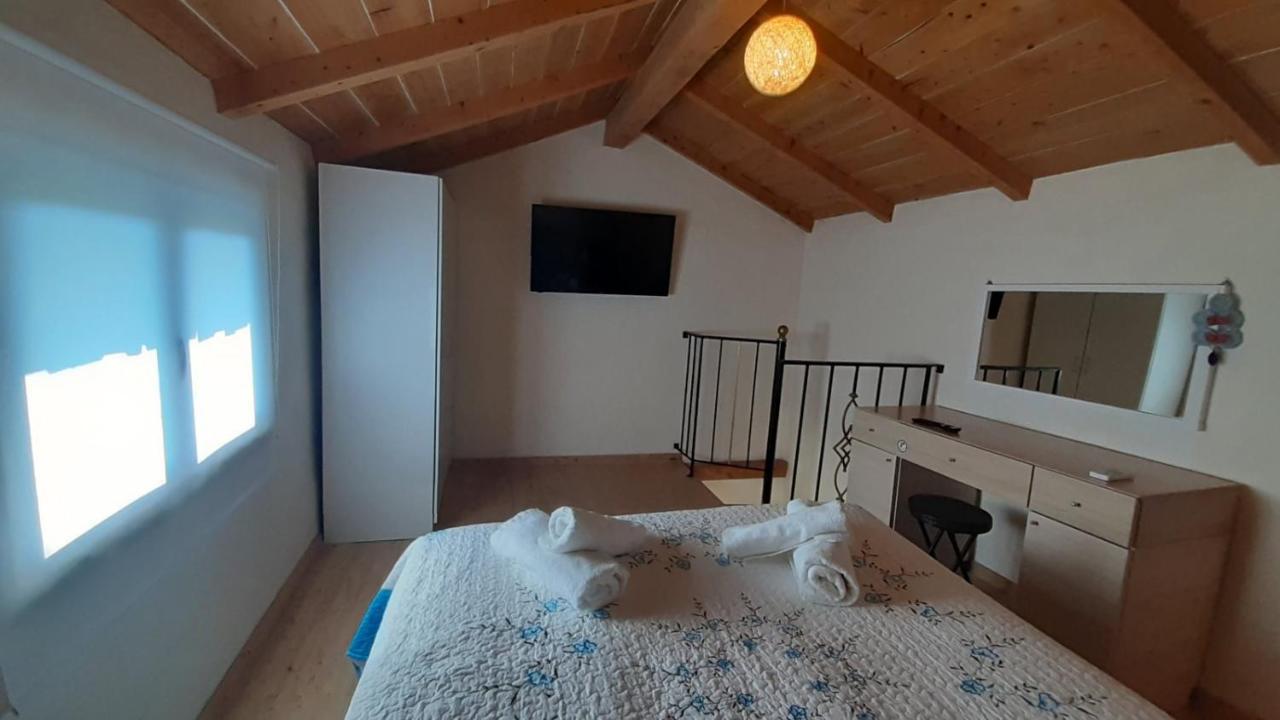 White Manolia Cottage Kato Korakiana Zewnętrze zdjęcie